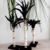 Statue en coquillages et plumes - L