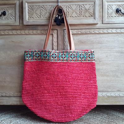 Sac Franca en raphia rouge brodé